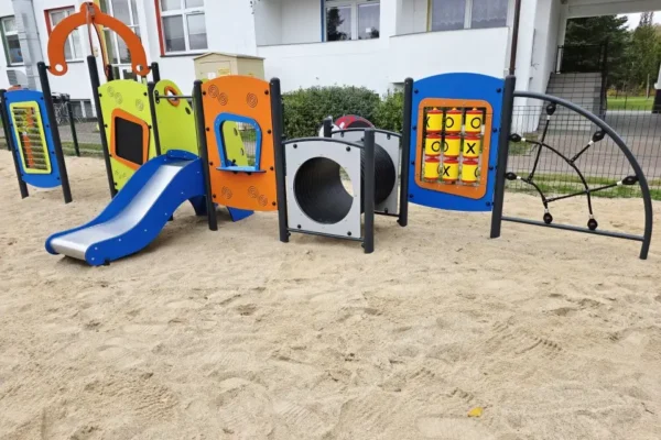 Nowy plac zabaw w Krajenki – inwestycja dla najmłodszych zakończona